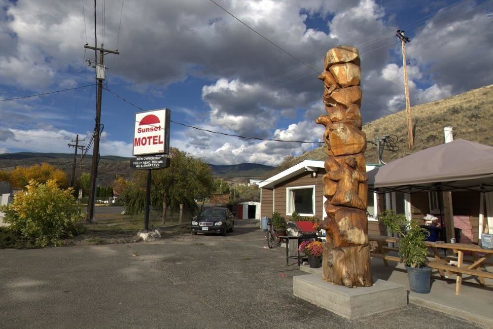 Sunset Motel Cache Creek Exteriér fotografie